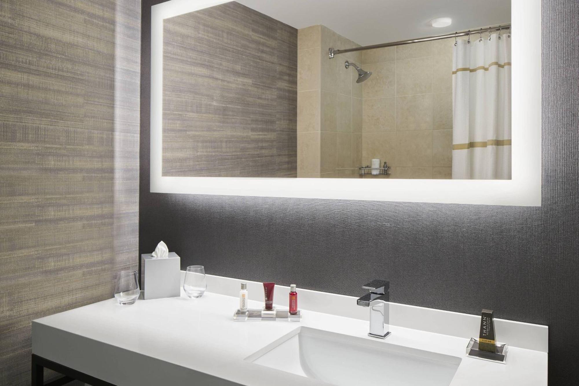 Bethesda North Marriott Hotel & Conference Center Ngoại thất bức ảnh